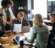 Quelles stratégies une entreprise utilise-t-elle pour attirer et fidéliser ses talents clés ?