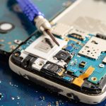 Réparation smartphone sous garantie : que faut-il vérifier ?