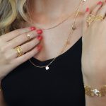 Conseils pour bien accorder ses bijoux et tenues au quotidien